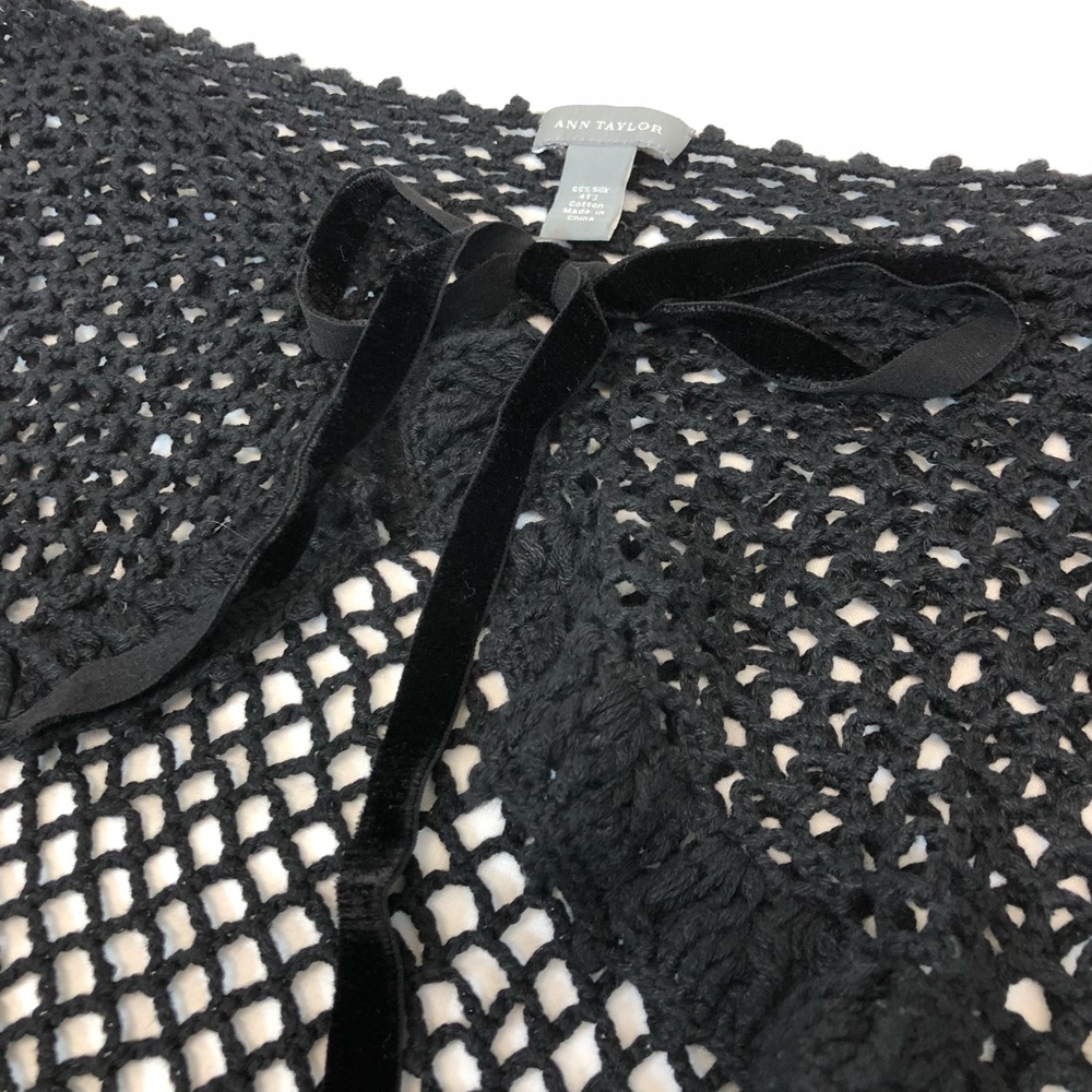 Ann Taylor silk wrap caplet/ shawl - Picture 4 of 5